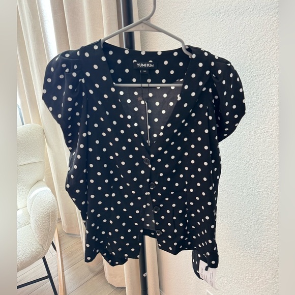 Yumi Kim Tops - Yumi Kim Black Polka Dot Women's Top size xs nwt